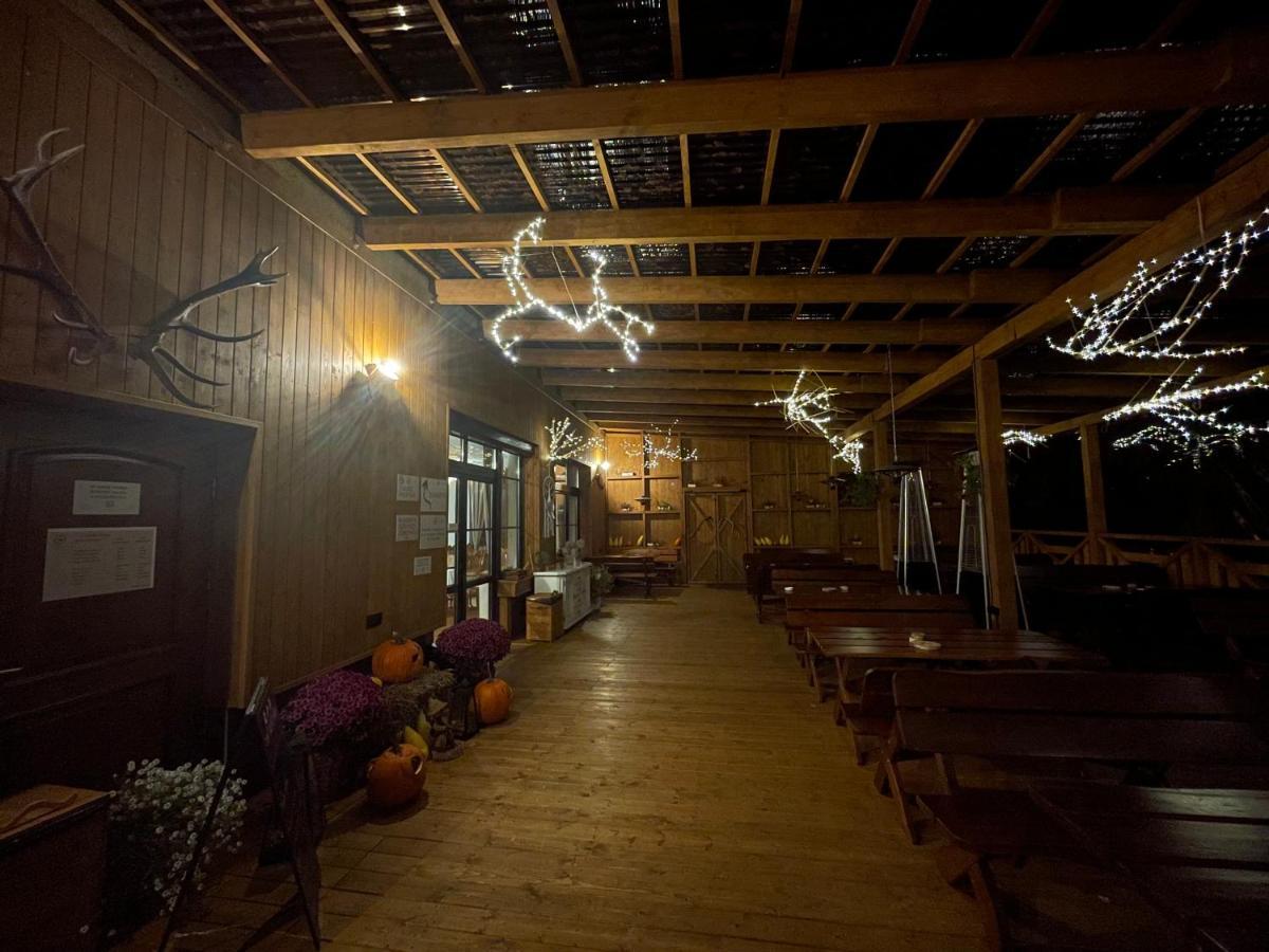 Zloty Jelen - Restauracja I Dom Goscinny Potok Zloty Exterior foto